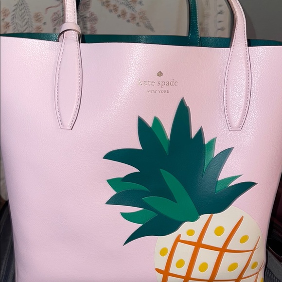 Kate Spade Pink Pineapple Print Wristlet and reversible Tote - Picture 4 of 8